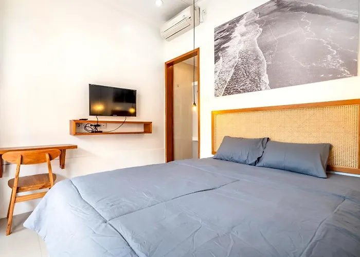 Lumturi House - Centrally Located *